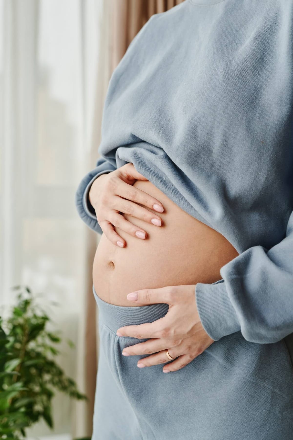 Understanding a Cryptic Pregnancy: Causes, Symptoms, and Complications